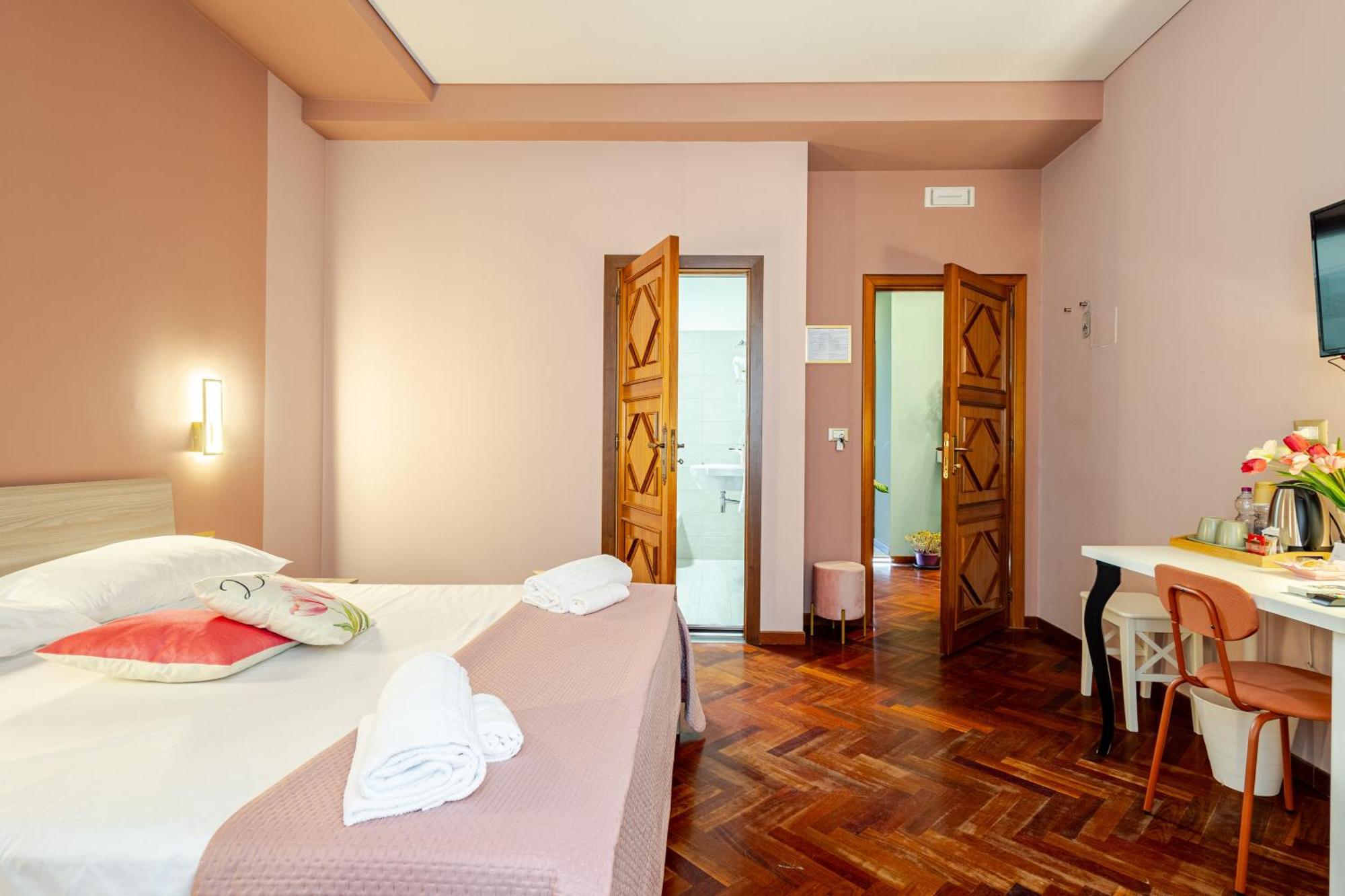 City Love Rooms